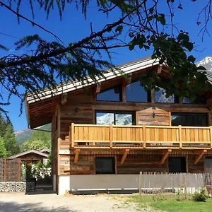  Chalet Le Petit Nicolas, Jacuzzi, Vue Mont Blanc